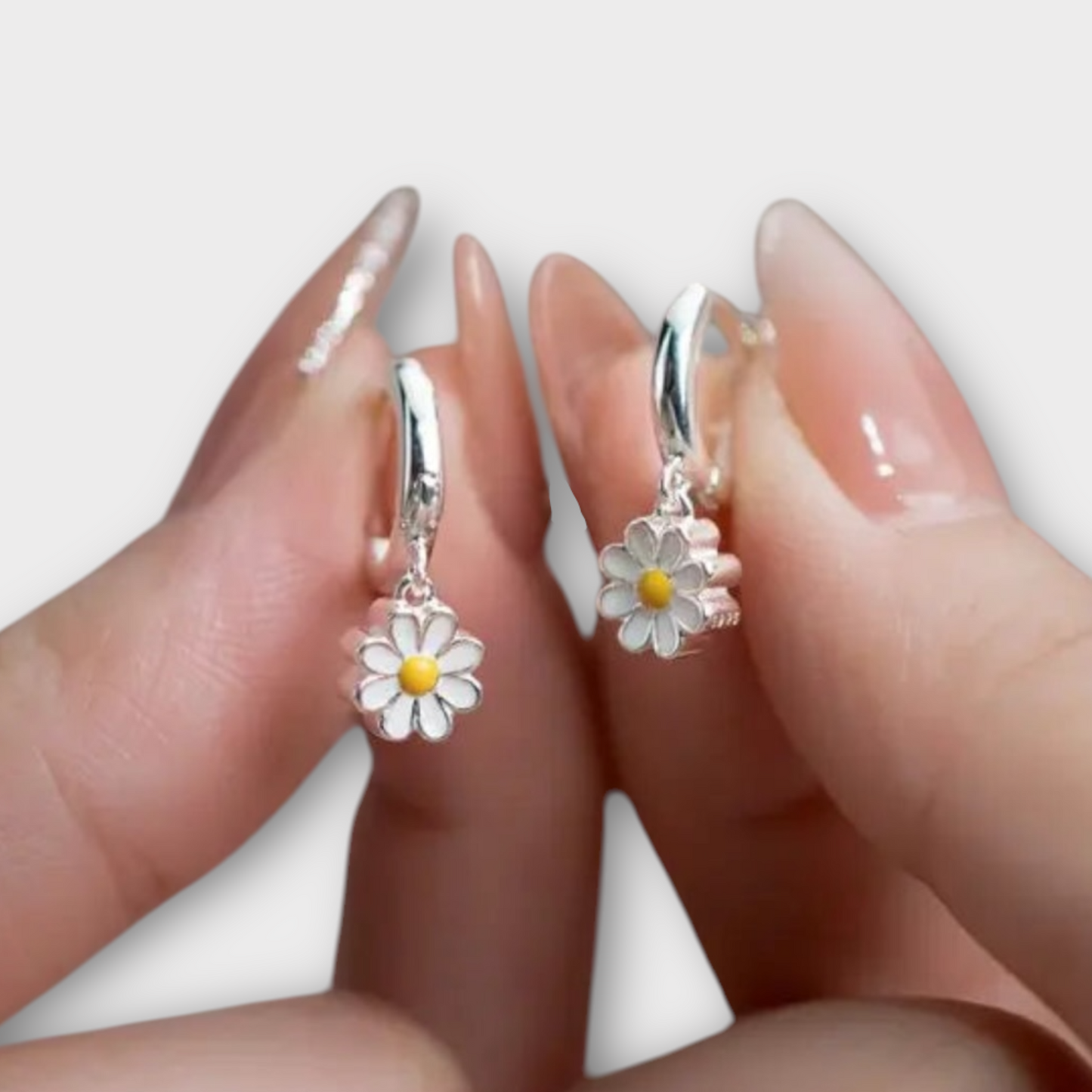 עגילים אופנתי פרח מיוחד ‘AEVO’